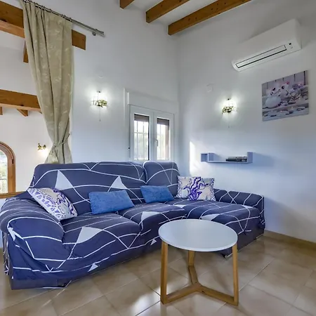 Rafol - Con Piscina Comunitaria Y Tenis Comunitario *