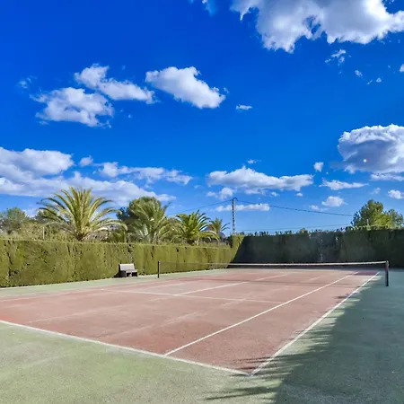 Rafol - Con Piscina Comunitaria Y Tenis Comunitario * カルプ