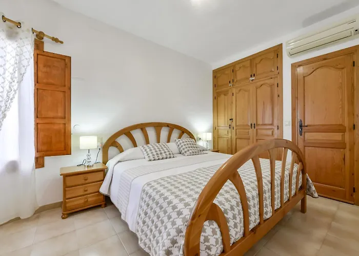 Holiday home Rafol - Con Piscina Comunitaria Y Tenis Comunitario