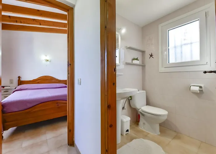 Rafol - Con Piscina Comunitaria Y Tenis Comunitario *